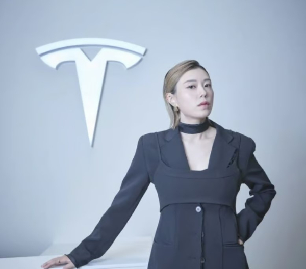 사격 김예지가 국내 최초로 테슬라코리아 앰배서더로 선정됐다. 사진은 1일 김예지가 공개한 앰배서더로 선정된 그의 모습. /사진=인스타그램 캡처