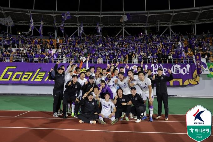 승격에 성공한 FC안양(한국프로축구연맹 제공)