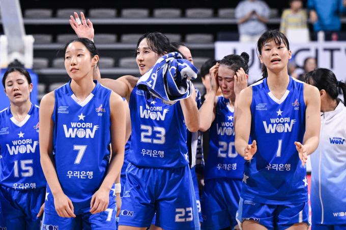 우리은행이 삼성생명을 꺾었다.(WKBL 제공)