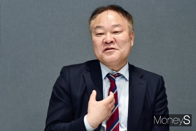 김학균 신영증권 리서치센터장은 트럼프 당선 후 정책 방향에 따라 수혜주를 찾기보다는 투자할 기업의 펀더멘탈에 집중할 것을 조언했다./사진=임한별 기자 