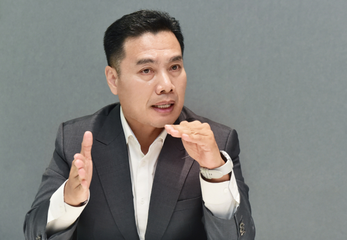 이선엽 신한투자증권 이사는 삼성전자가 올해 연말부터 의미 있는 결과를 보여준다면 외국인 투자자들의 추가 매도는 진정될 수도 있을 것으로 내다봤다./사진=임한별 기자 