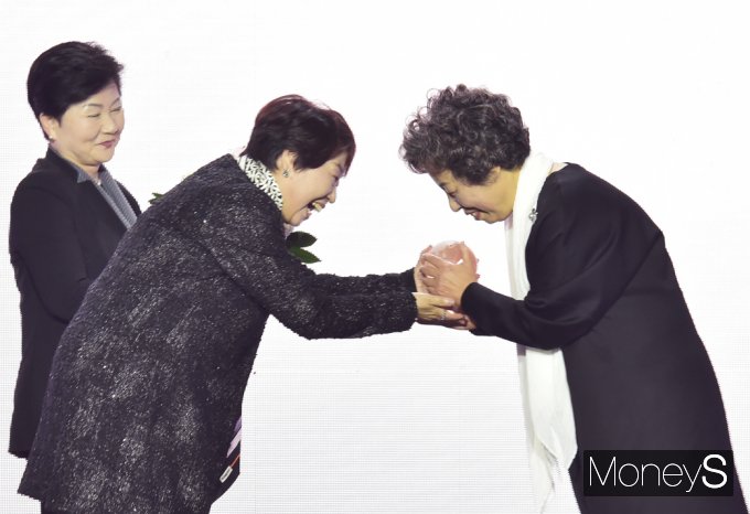 [머니S포토] 신경림 전 대한간호협회 회장 '간호 100년 대상' 선정