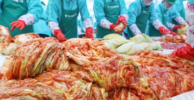 한 기업 가족사랑봉사단원의 김장 나눔행사(자료사진) 사진제공=뉴스1 