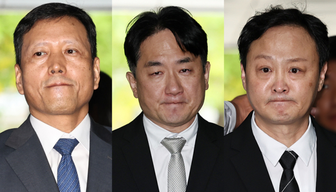 티몬·위메프(티메프)의 판매 대금 미정산 사태의 핵심 피의자인 구영배 큐텐그룹 대표(왼쪽부터)와 류화현 위메프 대표, 류광진 티몬 대표가 지난달 10일 오전 서울 서초구 서울중앙지방법원에서 열리는 특정경제범죄 가중처벌 등에 관한 법률 위반(사기·횡령·배임) 혐의 관련 구속 전 피의자 심문(영장실질심사)에 출석하고 있다./사진=뉴스1