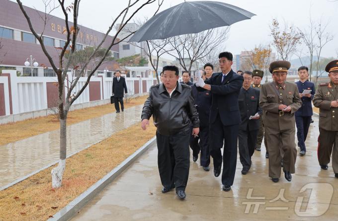 (평양 노동신문=뉴스1) = 북한 김정은 노동당 총비서. [국내에서만 사용가능. 재배포 금지. DB 금지. For Use Only in the Republic of Korea. Redistribution Prohibited] rodongphoto@news1.kr