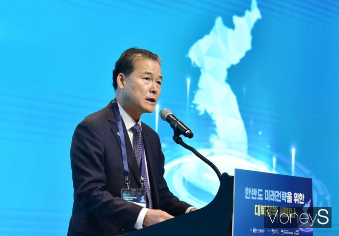 [머니S포토] 한반도 대북정책 세미나, 김영호 통일 장관의 축사