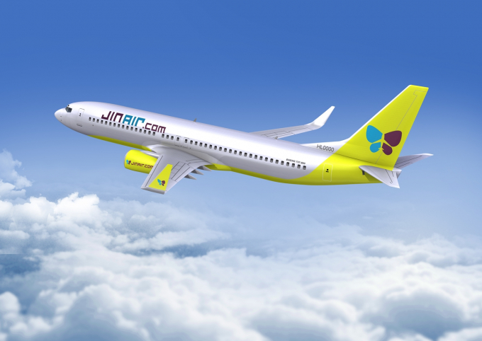 진에어가 최대 3분기 실적을 거뒀다. 사진은 주력 기종인 B737-800 /사진=진에어