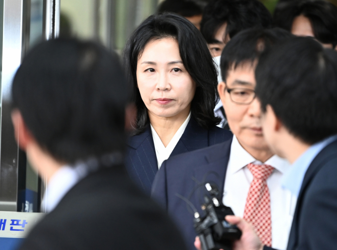 이재명 더불어민주당 당대표의 아내 김혜경씨가 1심 벌금형에 항소하자 검찰도 판결에 불복해 항소했다. 사진은 김혜경씨가 선고공판을 마치고 법정을 나오는 모습. /사진=뉴시스