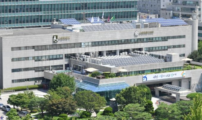 수원시청 전경. 