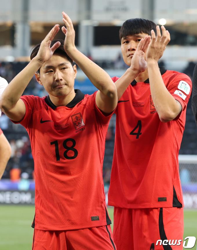 대한민국 축구대표팀 이강인과 김민재. /뉴스1 ⓒ News1 김성진 기자