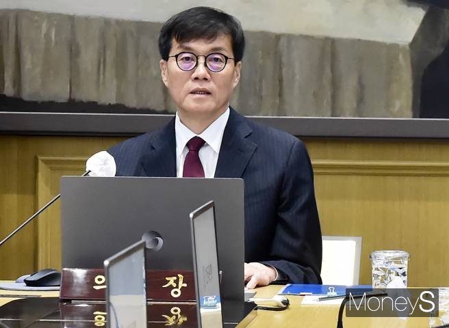 올해 마지막 기준 금리를 결정하는 금융통화위원회 정례회의가 28일 서울 중구 남대문로 한국은행에서 진행된 가운데 이창용 한은 총재가 회의를 주재하고 있다./사진=머니S 임한별 기자