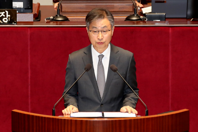 감사원이 2일 긴급 브리핑을 열고 더불어민주당의 최재해 감사원장 탄핵소추 추진에 대한 입장을 전할 것으로 보인다. 사진은 최재해 감사원장이 지난달 29일 서울 여의도 국회에서 열린 예산결산특별위원회 전체회의에 출석해 발언하는 모습. /사진=뉴스1