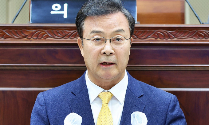 김성제 의왕시장이 지난 3일 의왕시의회 제2차 정례회에서 시정연설을 하고 있다. 사진제공=의왕시