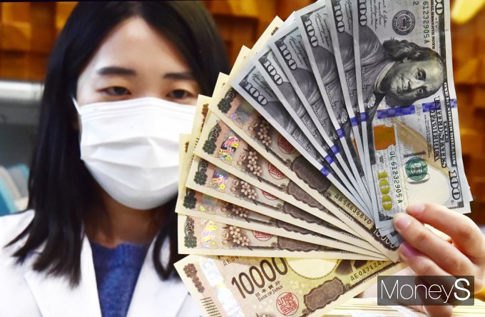 [머니S픽] 한밤 비상계엄에 '금융시장' 충격, 달러엔화 환율 급등