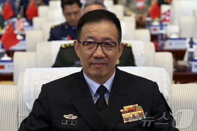 13일 중국 베이징 국제컨벤션센터에서 열린 샹산포럼 개막식에 참석한 둥쥔 중국 국방부장(장관). 샹산포럼은 중국이 2006년 처음 개최한 아시아태평양 지역 안보 대화체로, 2년마다 한번씩 열리다가 2014년 이후 연례행사로 전환됐다. 중국 관영매체 CCTV는 이번 포럼에 90개 이상의 국가 및 국제기구가 대표단을 파견한다고 보도했다. 2024.09.13 ⓒ 로이터=뉴스1 ⓒ News1 김지완 기자