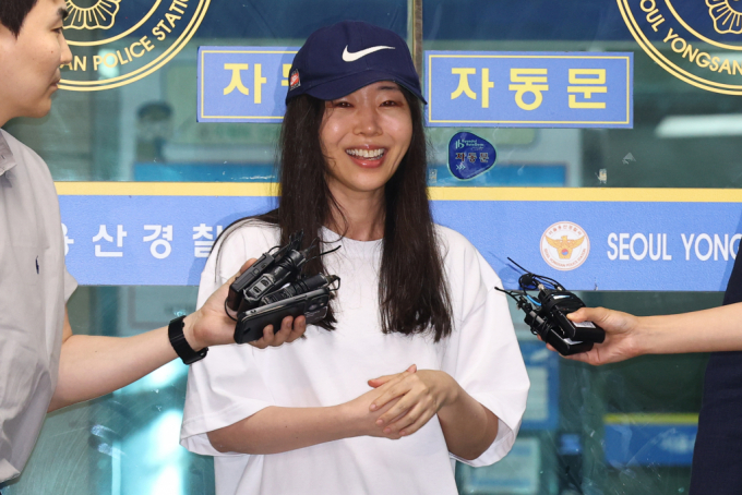 뉴진스가 소속사 어도어에 대한 전속계약해지 통보 이후 여러 의혹들이 제기되고 있는 가운데 민희진 전 어도어 대표가 토크콘서트 무대에 설 예정이다./사진=뉴시스