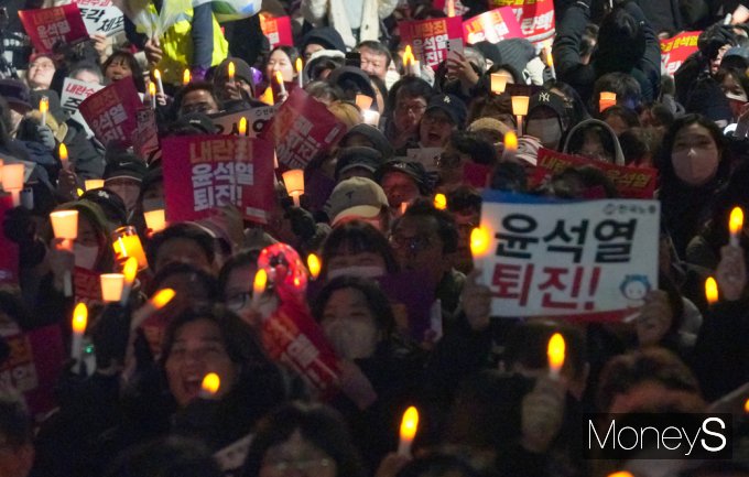 [머니S포토] 촛불 시민 