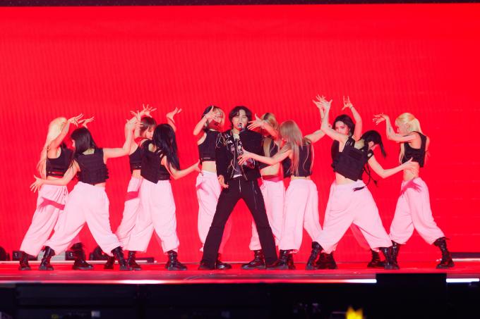 빅뱅 '2024 마마 어워즈' 무대 사진=CJ ENM