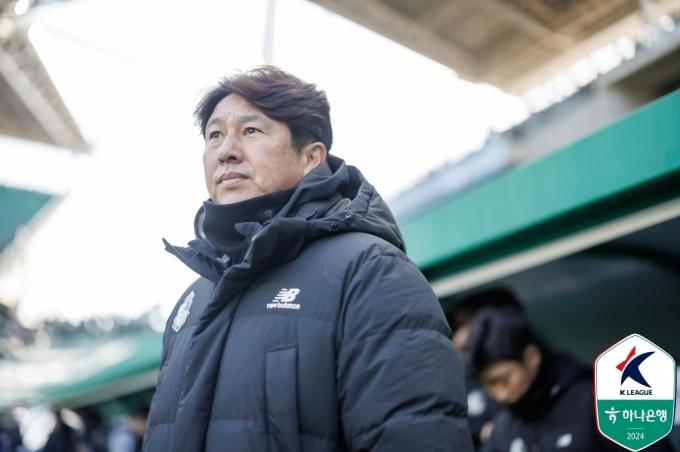 서울 이랜드의 김도균 감독 (한국프로축구연맹 제공)