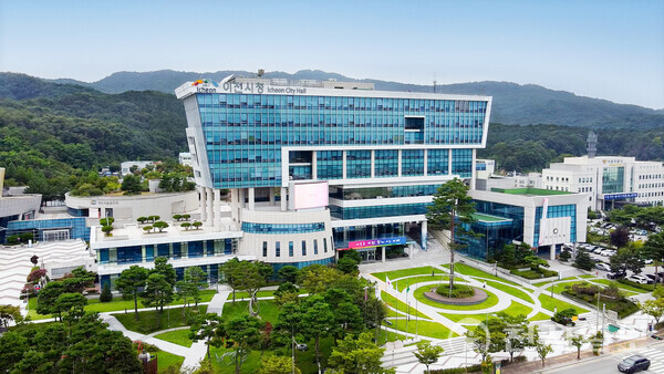 이천시청사 전경. / 사진제공=이천시