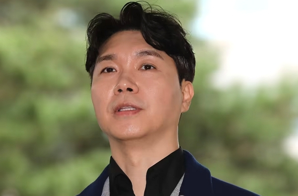 방송인 박수홍에 대한 명예훼손 혐의로 재판에 넘겨진 형수 이모씨가 벌금 1200만원을 선고받았다. 사진은 방송인 박수홍의 모습. /사진=뉴스1