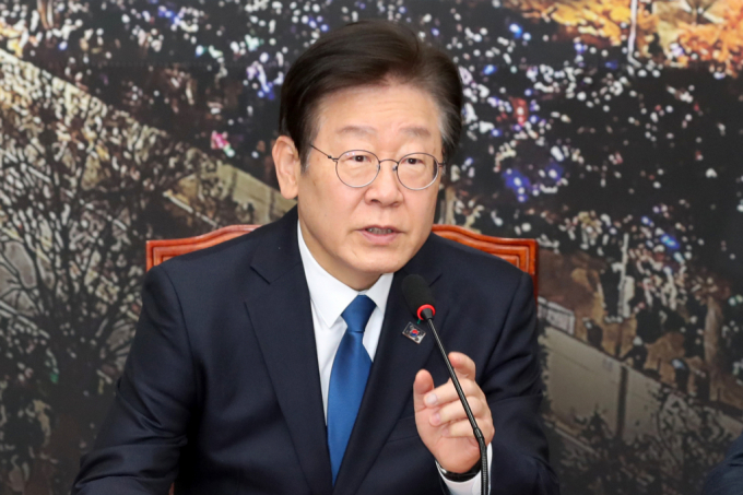 이재명 더불어민주당 대표가 윤석열 대통령을 향해 "당신의 그 알량한 자존심과 고집 때문에 대한민국 국민이 왜 고통 겪어야 하냐"라고 비판했다. /사진=뉴스1