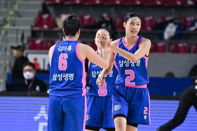 용인 삼성생명이 부산 BNK를 제압했다 (WKBL 제공)