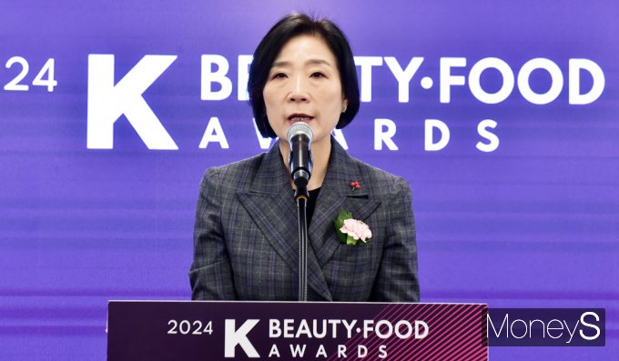 [머니S픽] 중기부, 글로벌 진출 유망 'K-뷰티·푸드'우수 기업, 시상