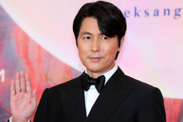 배우 정우성이 모델 문가비와 만남을 가진 건 연인과 잠시 헤어졌을 때라며 바람을 피운 것이 아니라고 주장했다. 사진은 정우성이 지난 5월7일 서울 강남구 코엑스에서 열린 제60회 백상예술대상 시상식에 참석한 모습. /사진=뉴시스