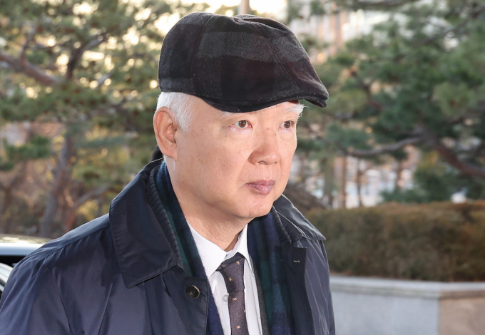 정형식 헌법재판관이 윤석열 대통령의 탄핵심판 주심을 맡는 것으로 알려진 가운데 그의 이력에 관심이 집중됐다. 사진은 정형식 헌법재판관. /사진=뉴스1