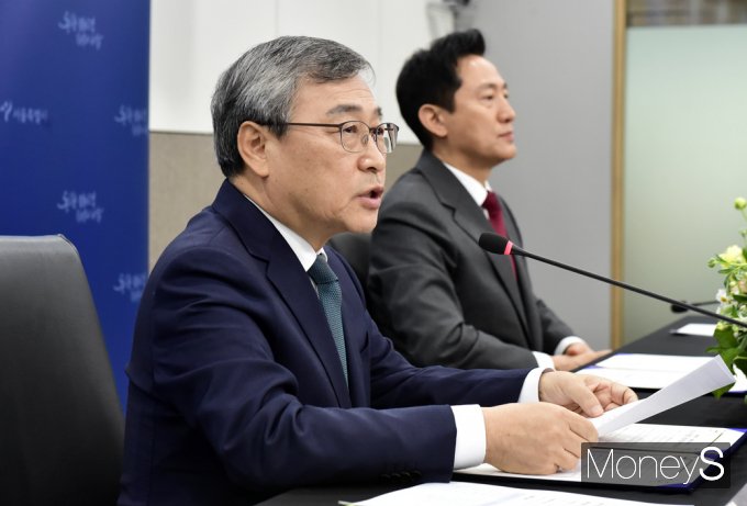 ▲ 인사말 전하는 정근식 서울시교육감