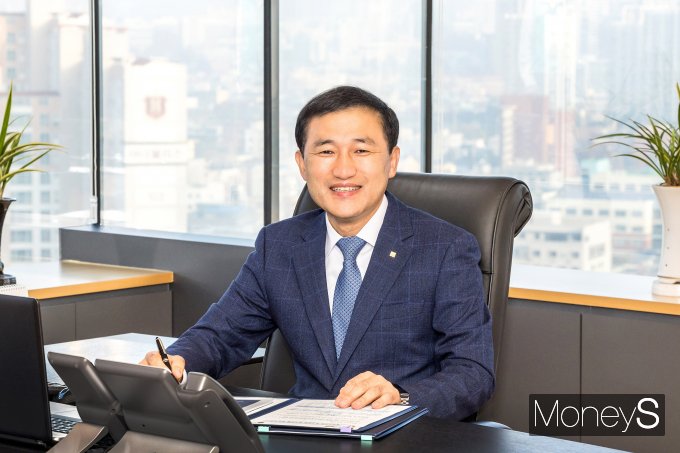 고병일 광주은행장이 연임에 성공했다/사진=광주은행 제공.