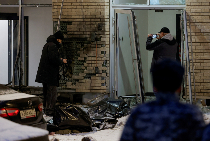 우크라이나에 화학무기 사용한 혐의를 받는 러시아 장군이 모스카바 원격 폭탄 사고로 인해 사망했다. 사진은 17일(현지시각) 러시아 모스크바에서 일어난 폭발 사고 현장 모습. /사진=로이터