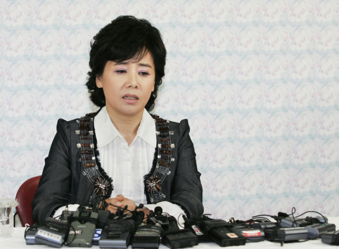  배우 선우은숙이 전남편인 유영재씨의 이혼 소송비를 전부 내줬다는 주장이 나왔다./사진=머니투데이