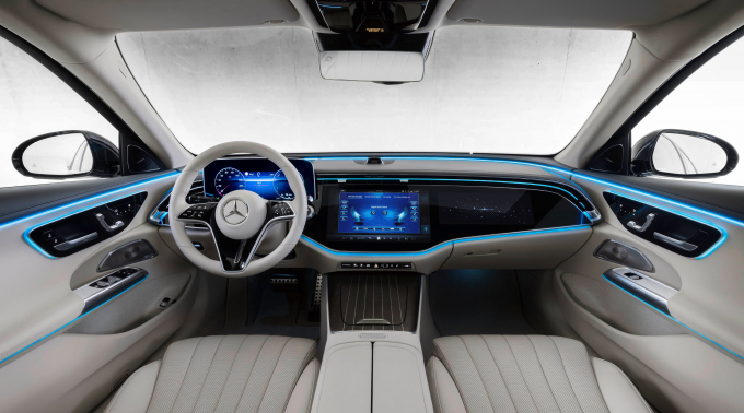 메르세데스-벤츠 E 350 e 4MATIC 위드 EQ 하이브리드 테크놀로지인테리어 /사진=메르세데스-벤츠