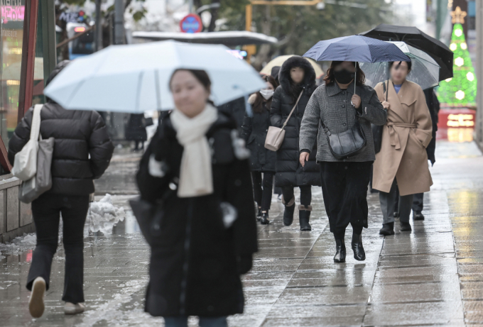  20일은 전국이 흐리고 전국 곳곳에서 눈·비가 내릴 전망이다./사진=뉴시스