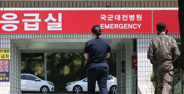 충주의 한 공군부대 안에서 교통사고가 났다. 사진은 기사와 관련 없는 국군대전병원 응급실의 모습. /사진=뉴스1