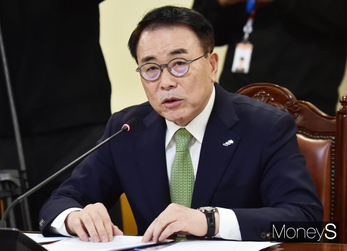 [머니S픽] 25만 소상공인 이자 부담 경감… 은행권, 연 7천억 금융 지원