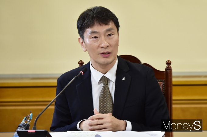 [머니S포토] 이복현 