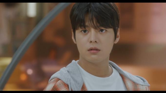 지니 TV '나미브' 화면 캡처