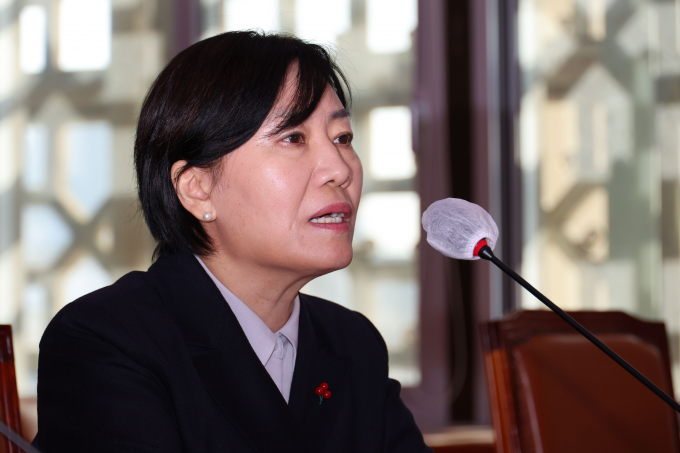 송미령 농림축산식품부 장관이 12·3 비상계엄 사태에 대해 잘못된 일이라고 강조했다. 사진은 송 장관이 26일 서울 여의도 국회에서 열린 농림축산식품해양수산위원회 전체회의에서 의원질의에 답하는 모습. /사진=뉴시스