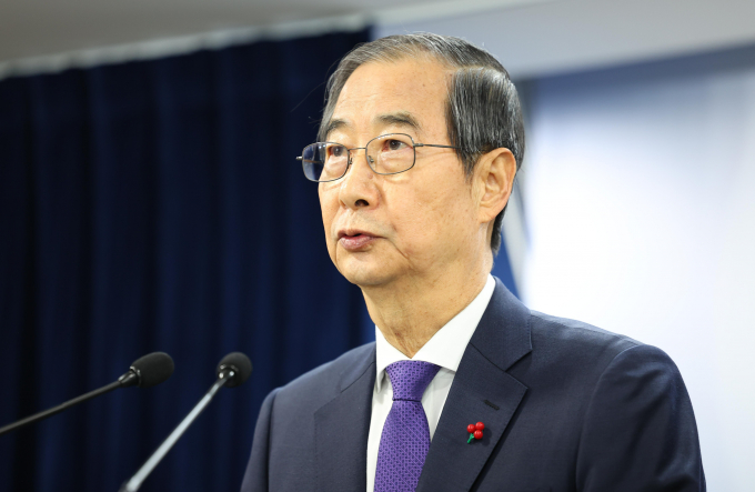 한덕수 대통령 권한대행 국무총리는 헌법재판관 임명과 관련해 대통령 고유 권한 행사라고 일축했다. 사진은 한 총리가 26일 서울 정부서울청사 합동브리핑실에서 대국민담화를 하는 모습. /사진=뉴시스