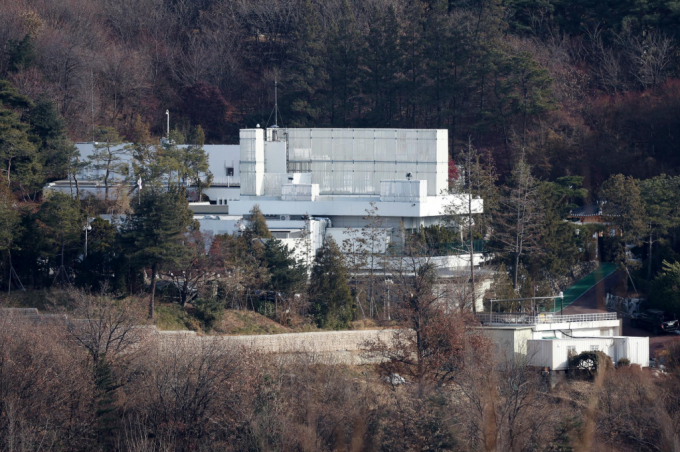 경찰 비상계엄 특별수사단이 비상계엄을 지시한 장소로 알려진 삼청동 대통령 안전가옥에 대한 압수수색에 착수했다. 사진은 서울 용산구 대통령 관저의 모습. /사진=뉴시스