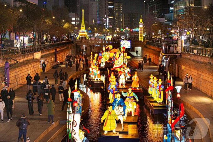 '서울라이트 빛초롱' 축제. (서울시 제공)ⓒ 뉴스1