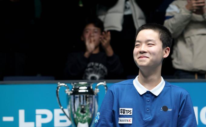 10대 돌풍을 일으킨 김영원(PBA 제공)