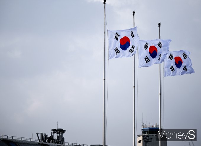 [머니S포토] 조기 걸린 김포공항
