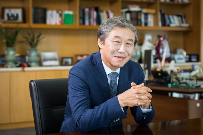 한승구 대한건설협회장이 신년사를 통해 부동산 프로젝트파이낸싱(PF) 정상화와 공사원가 현실화 등 주요 과제를 제시했다. 사진은 한승구 대한건설협회 회장. /사진=대한건설협회