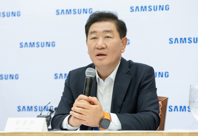 CES 누비는 한국기업