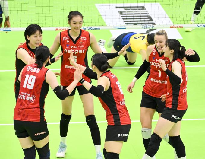 3연승을 질주한 여자 프로배구 페퍼저축은행 (한국배구연맹 제공)