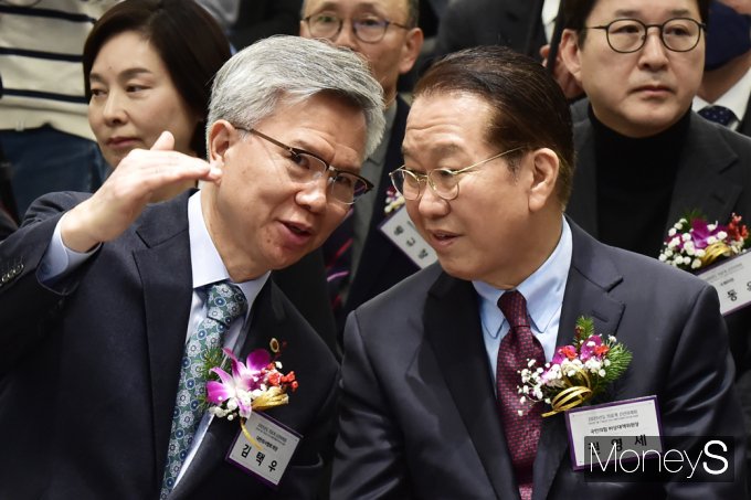 [머니S픽] 국회·의료계 물고 트나… 2025 의료계 신년하례회